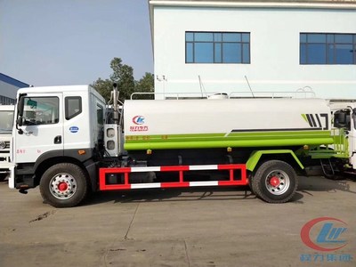 程力專汽東風D9灑水車 國六與國五產(chǎn)品的全方位“較量”