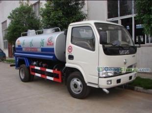 供應高品質5噸、10噸灑水車，湖北程力專業制造，現貨直達
